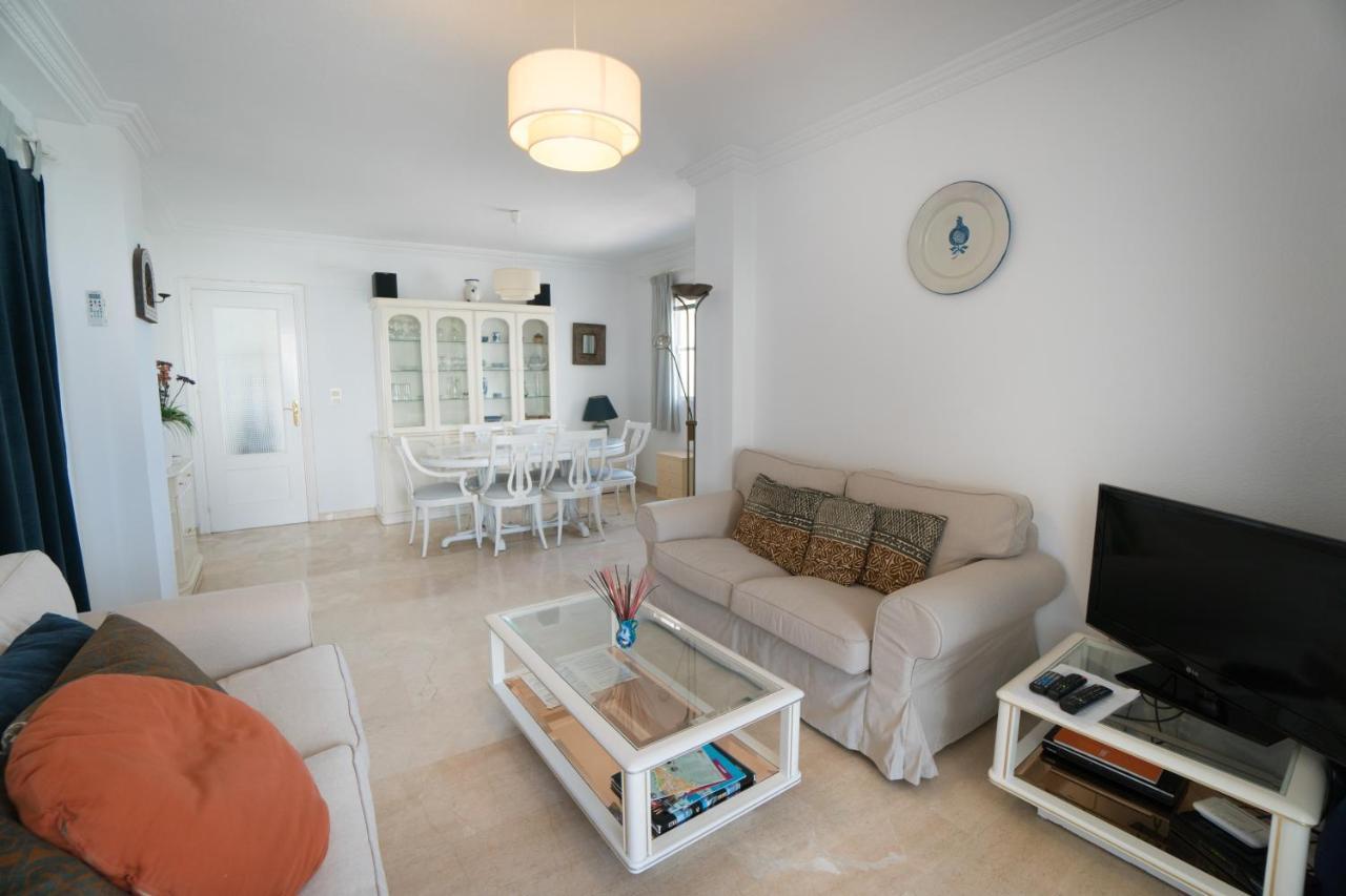 Fuentes A2 Bajo A Menyber Apartment Nerja Exterior photo